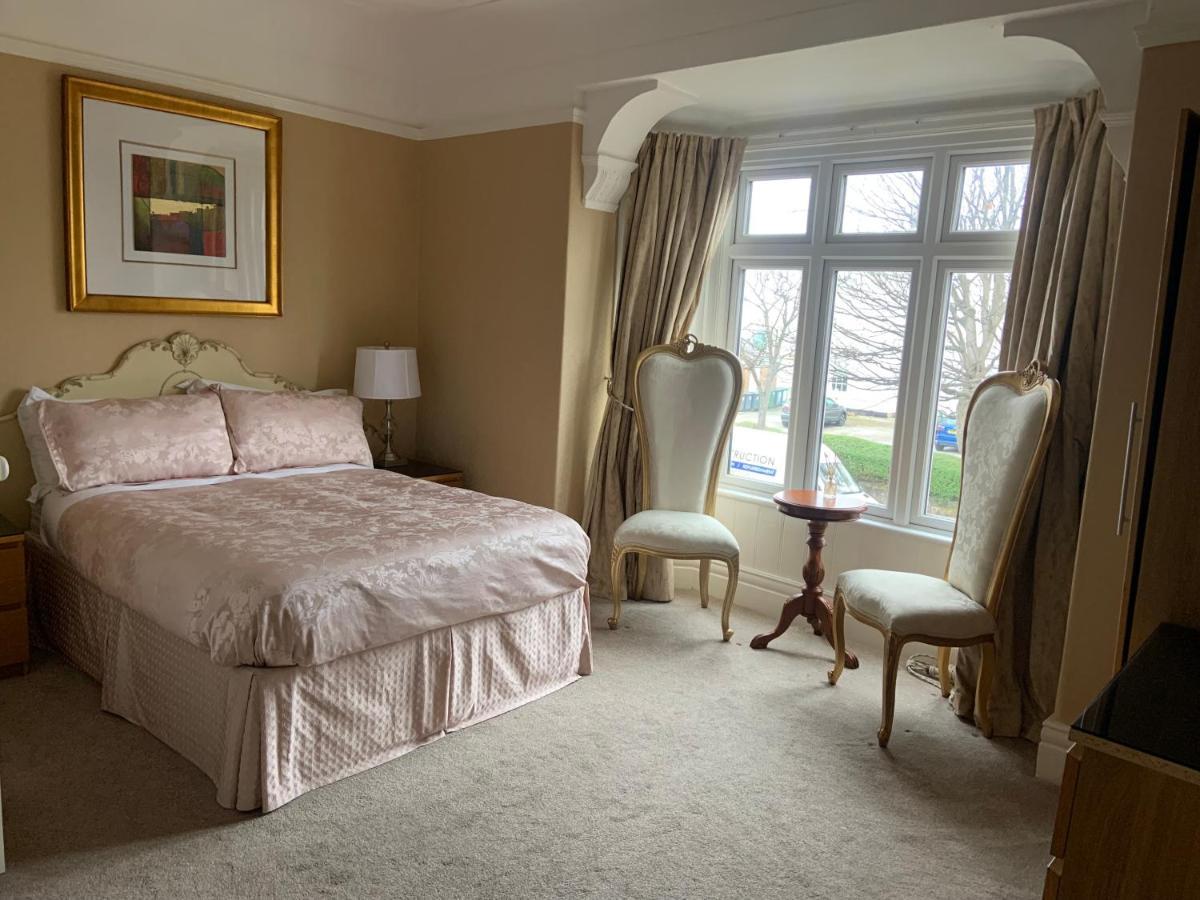 Entire Seaside Home, Sleeps 8, All En-Suite Rooms New Brighton Exterior foto